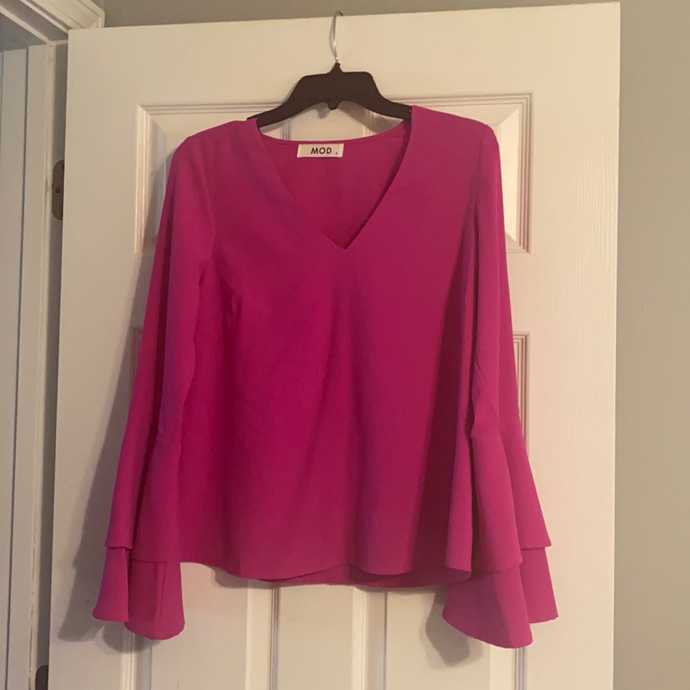 Magenta bell sleeve blouse